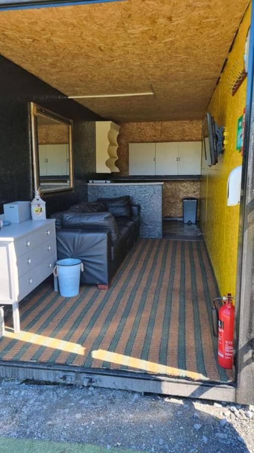 Route 47 Glamping Bell Tents Cross Hands Kültér fotó